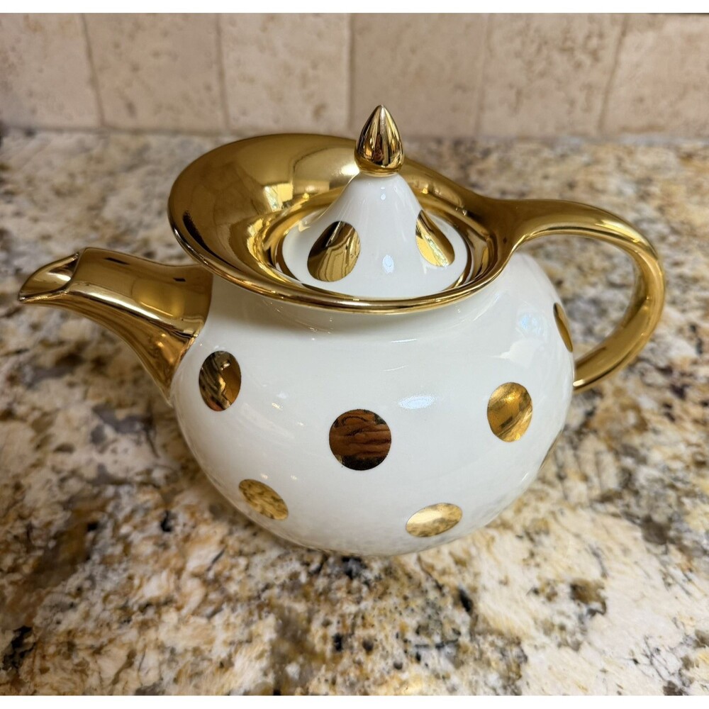 1940s Vintage Hall Teapot - Ivory Gold Polka Dot 6-Cup - EXC